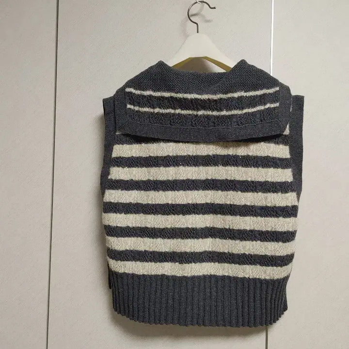 [SOLD OUT] 한섬 마인 세일러카라 베스트