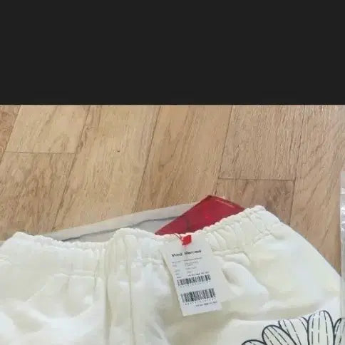 [BUNJANG] Mardi Mercredi Daisy Short Pants / 마르디 메크르디 데이지 숏팬츠