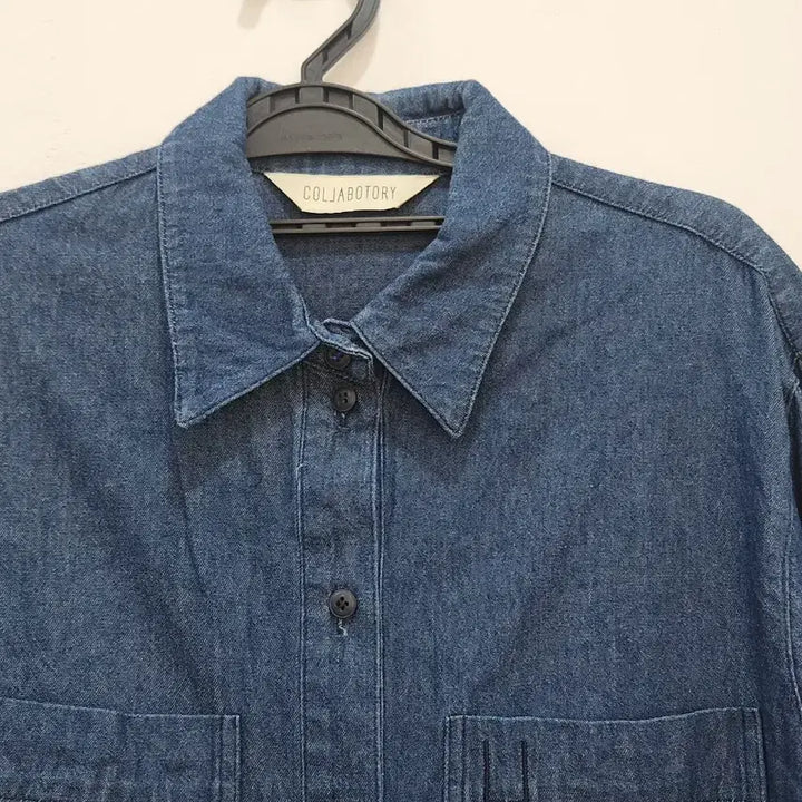 [BUNJANG] Collaboratori Denim Shirt (Size 66) / [66] 콜라보토리 데님 셔츠 여성 66