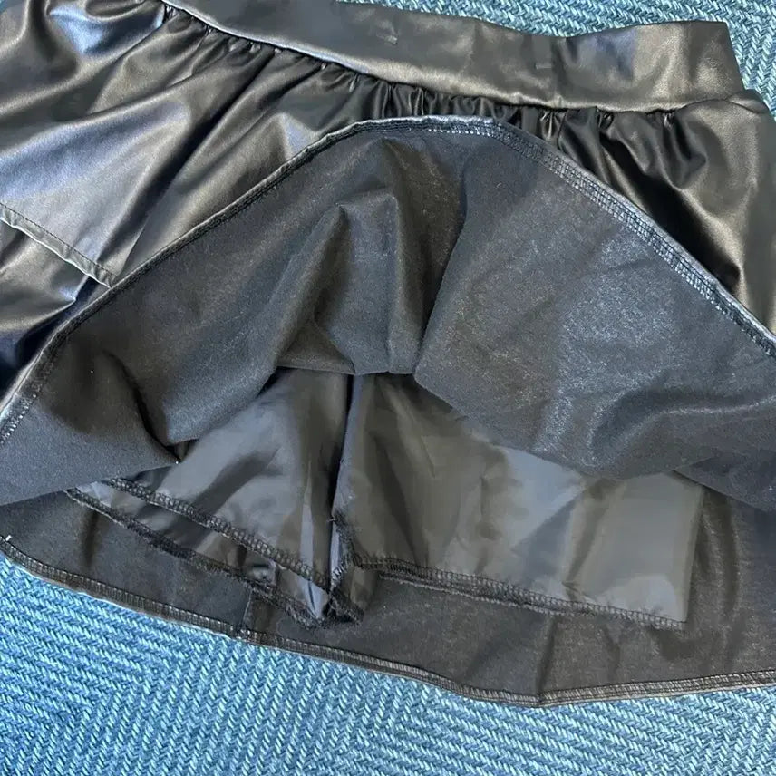 [BUNJANG] Leather Frill Tiered Skirt Pants / 새상품/ 레더 프릴 캉캉 치마바지