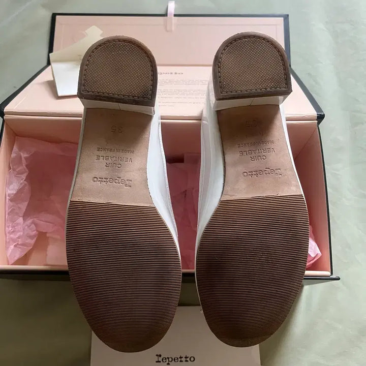 [SOLD OUT] 레페토 까미유 카미유 화이트 35