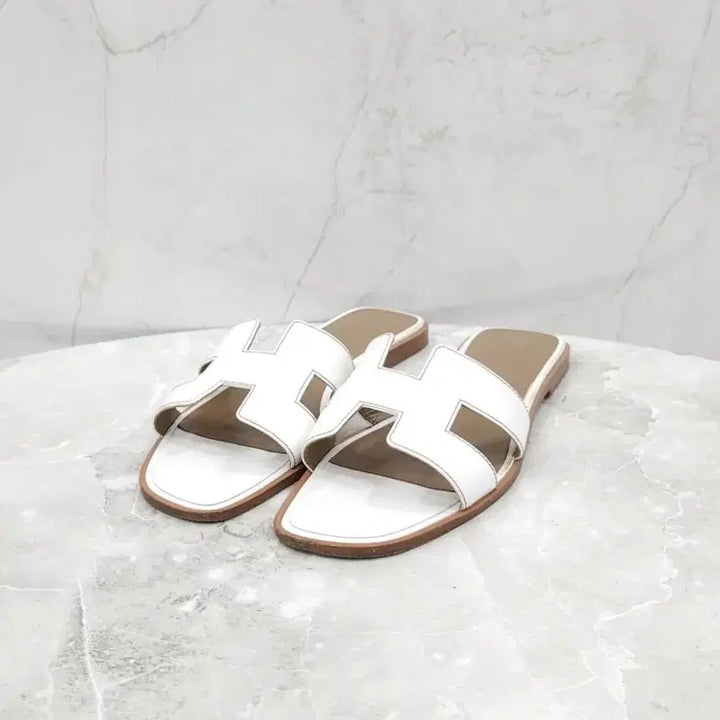 [BUNJANG] Hermes White Oran Sandals / 40 / 에르메스 화이트 오란 샌들 슬리퍼