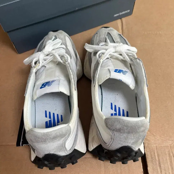 [BUNJANG] New Balance 327 Gray Sneakers / 뉴발란스 327 그레이 270