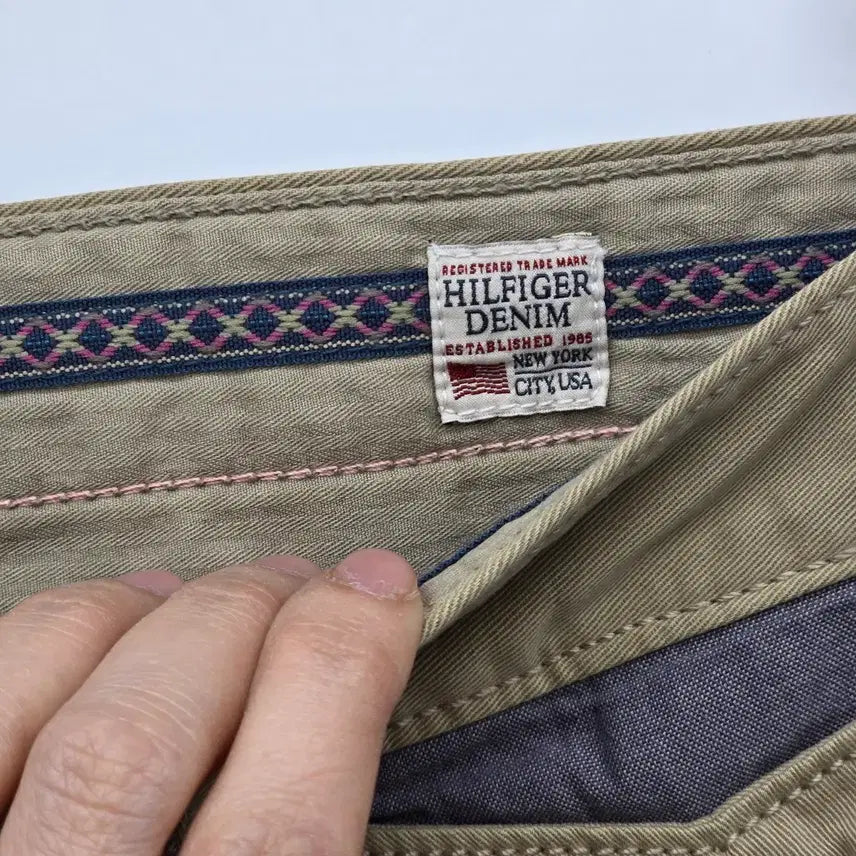 [SOLD OUT] 타미힐피거 베이지 데미지 면청 데님 [D50452]