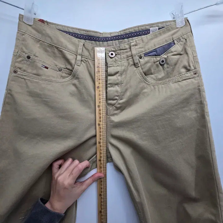 [SOLD OUT] 타미힐피거 베이지 데미지 면청 데님 [D50452]