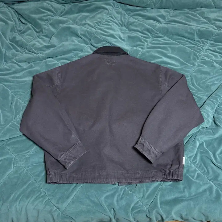 [BUNJANG] thisisneverthat Gore-Tex Windstopper Utility Jacket Charcoal M / 디스이즈네버댓 고어텍스 윈드스토퍼 유틸리티 자켓 차콜 M