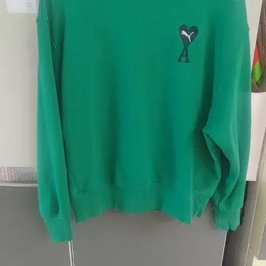 [BUNJANG] Ami Green Signature Logo Sweatshirt / 아미맨투맨