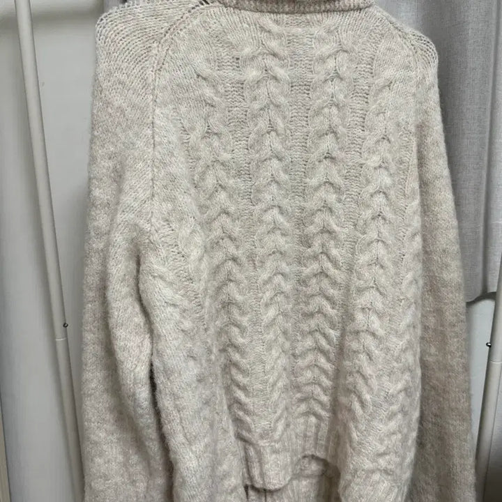 [BUNJANG] Manique Cable Knit Two-Way Zip-Up Ivory / 매니크 케이블 니트 집업 아이보리