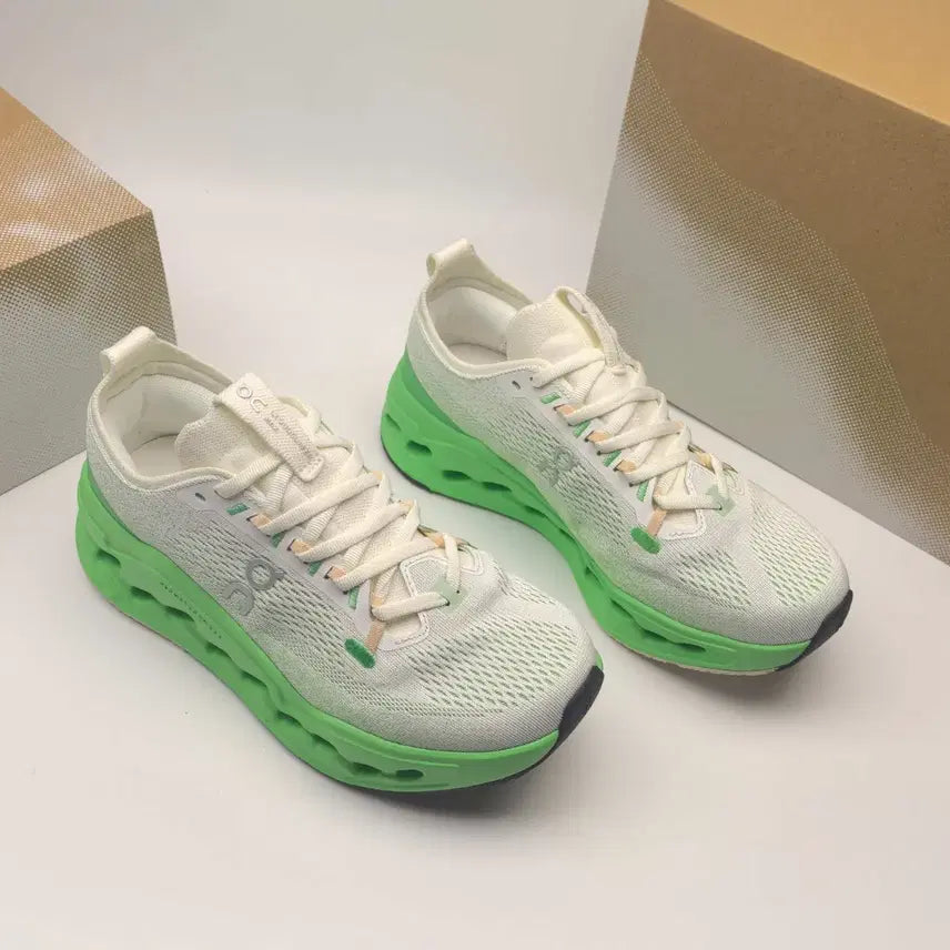 [BUNJANG] ON Cloud Monster Sneakers Green/White EUR:42 / ON 클라우드 몬스터 스니커즈 그린/화이트  EUR:42
