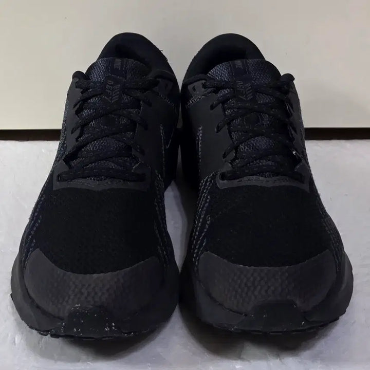 [BUNJANG] Nike Run Defy Black and Anthracite Sneakers / [255] 나이키 런 디파이 블랙앤트러사이트