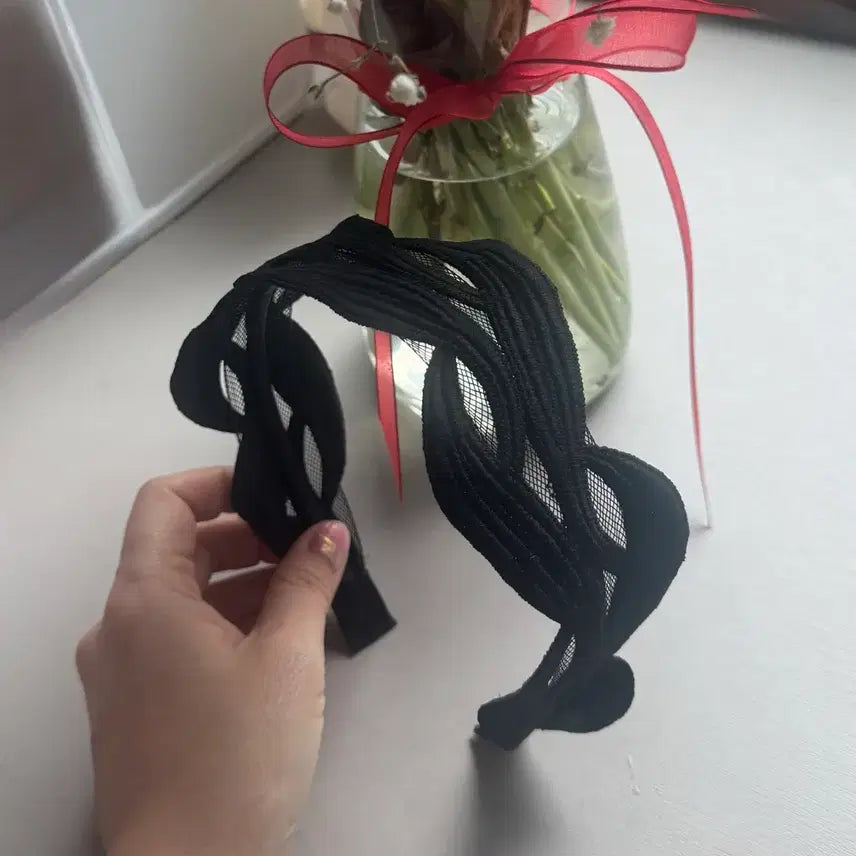 [BUNJANG] Black Wave Mesh Hairband / 블랙 웨이브 꽈배기 망사 헤어밴드