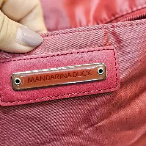 [BUNJANG] Mandarina Duck Red Crossbody Tote Bag / 만다리나덕레드 크로스백 겸 토트백
