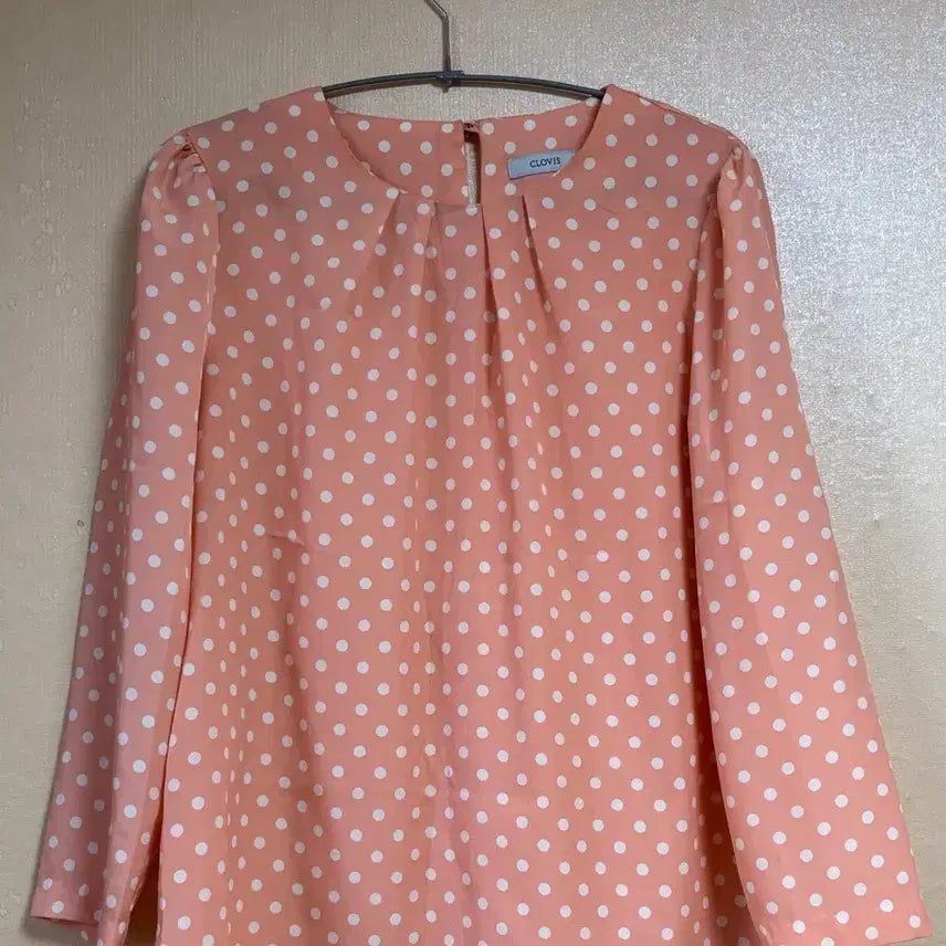 [SOLD OUT] CLOVIS 도트 블라우스 새상품