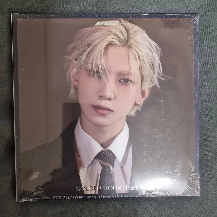 [BUNJANG] ATEEZ Golden Hour Part 4 Yeosang Digipack Album / 에이티즈 골든아워 파트4 에이티즈 디지팩 여상