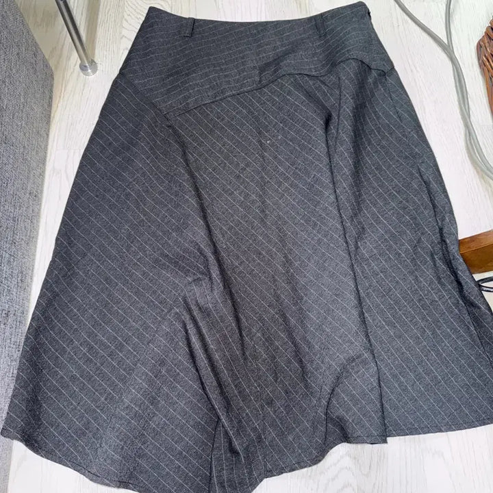[BUNJANG] MIXXO Striped Skirt M Size / MIXXO 스트라이프 스커트 m사이즈