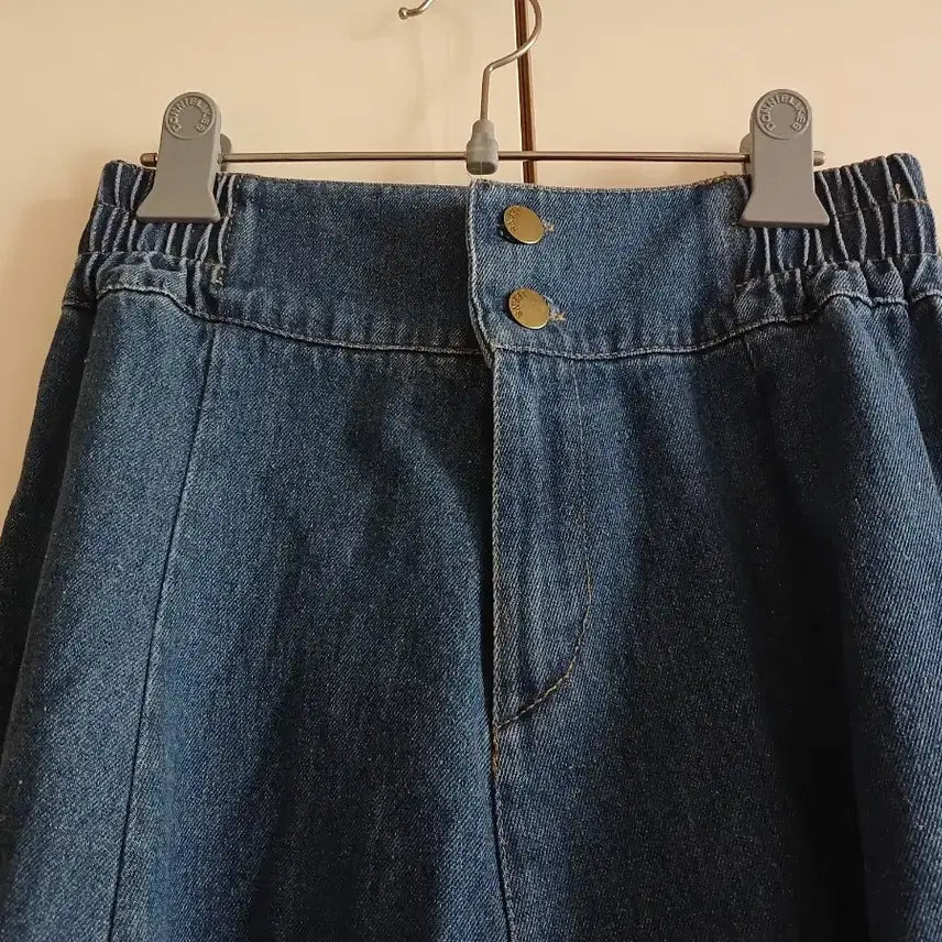 [SOLD OUT] 올리브데 올리브 청치마