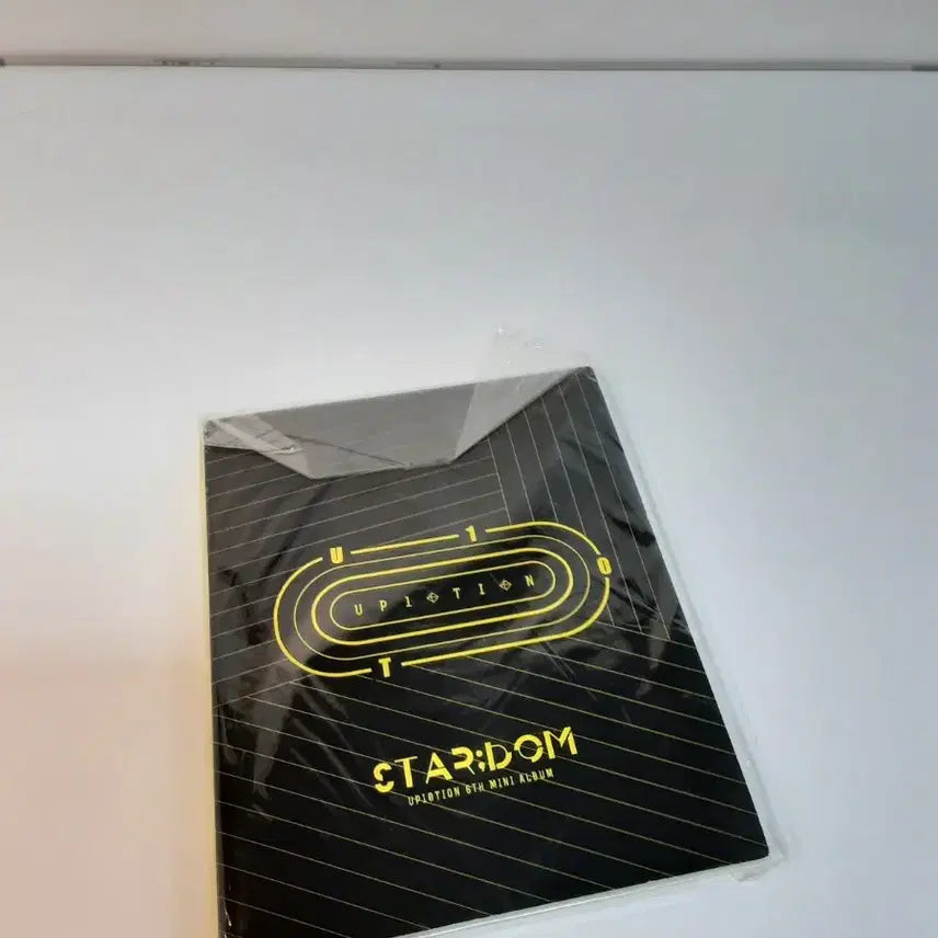 [BUNJANG] UP10TION STARIDOM Mini Album (Sealed) / 업텐션 STARIDOM 미니 앨범 미개봉