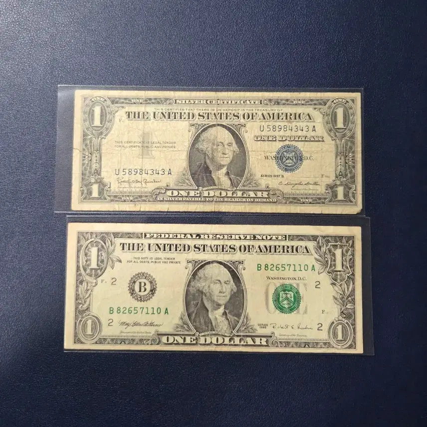 [BUNJANG] 1957 &amp; 1995 Blue Seal US Dollar Bills (2-Piece Set) / 미국 귀한1달러 블루씰 1달러 총2장모두 희귀지폐수집용