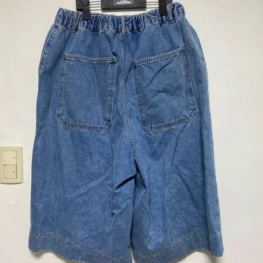 [BUNJANG] FARMERS Wide Denim Shorts / [FARMERS] 파머스마켓 와이드 데님쇼츠