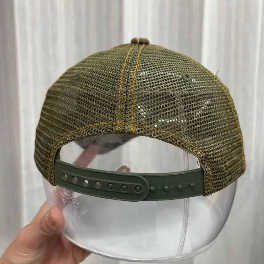 [BUNJANG] VonDutch 본더치 x 에릭 보스트롬 카모 트러커 메쉬캡 모자 / VonDutch 본더치 x 에릭 보스트롬 카모 트러커 메쉬캡 모자