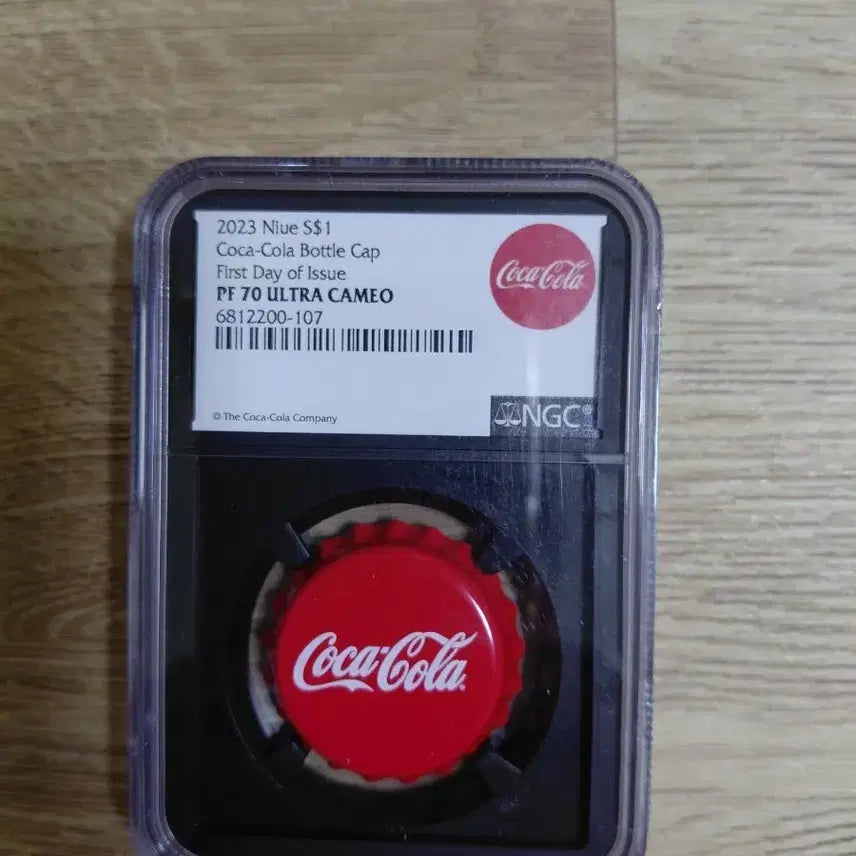 [SOLD OUT] 코카콜라 2023 보틀캡 초고부조 NGC PF70