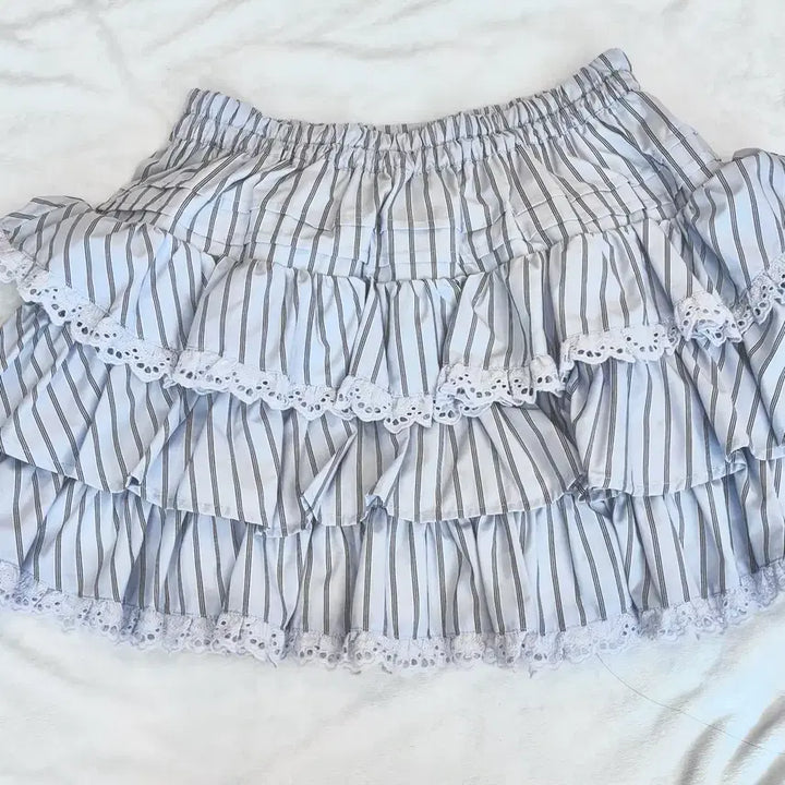 [BUNJANG] SNIDEL Sora Blue Striped Lace Frill Kankan Skirt / 일본브랜드)소라색 스트라이프 레이스 프릴 캉캉 스커트