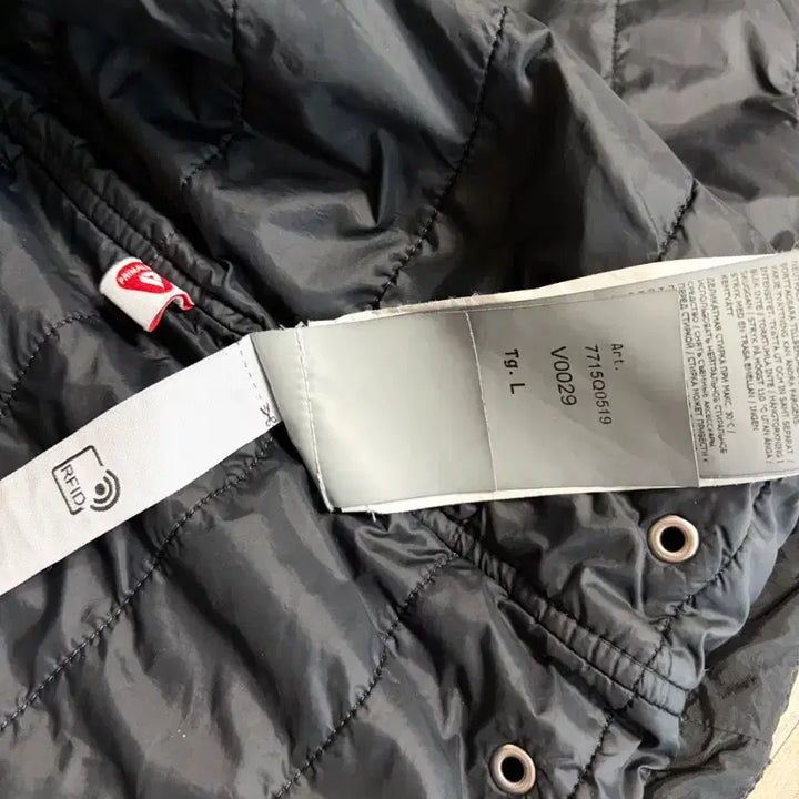 [BUNJANG] Stone Island Nylon Metal PrimaLoft Jacket / 스톤아일랜드 나일론메탈 프리마로프트 자켓