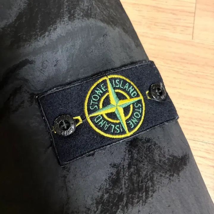 [BUNJANG] Stone Island Nylon Metal PrimaLoft Jacket / 스톤아일랜드 나일론메탈 프리마로프트 자켓