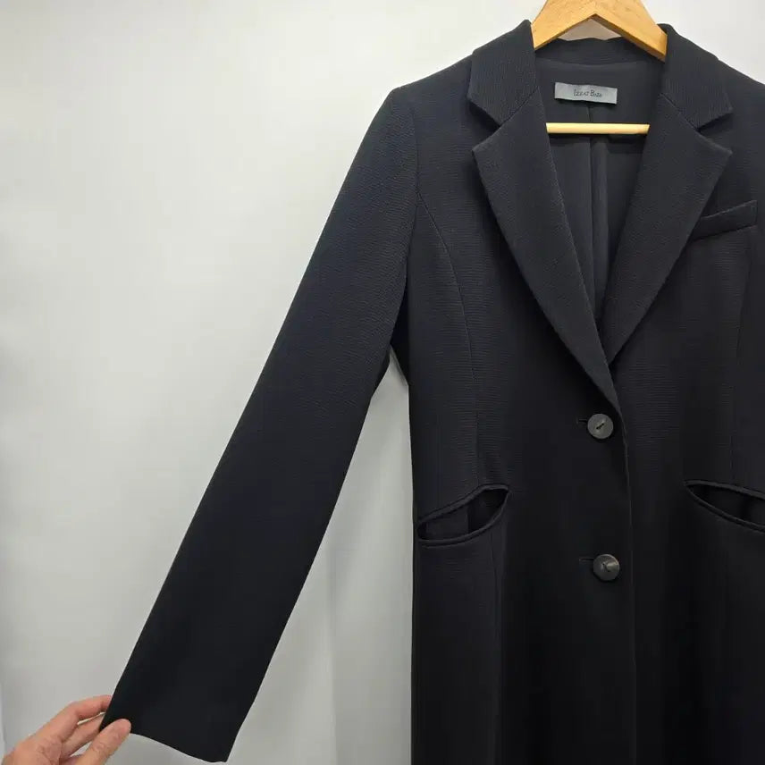 [BUNJANG] The Izzat Black Long Jacket [F20443] / 더아이잗 블랙 롱 자켓 [F20443]