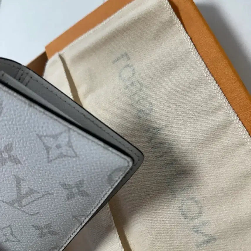 [BUNJANG] Louis Vuitton Optic Brazza Wallet Long Wallet / 백화점 구매 루이비통 화이트 옵틱 브라짜 월릿 장지갑
