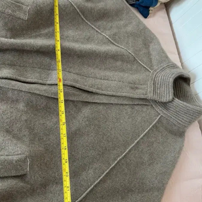 [BUNJANG] Kim Chang-sook Knit Cardigan Zip-up / 김창숙니트가디건집업