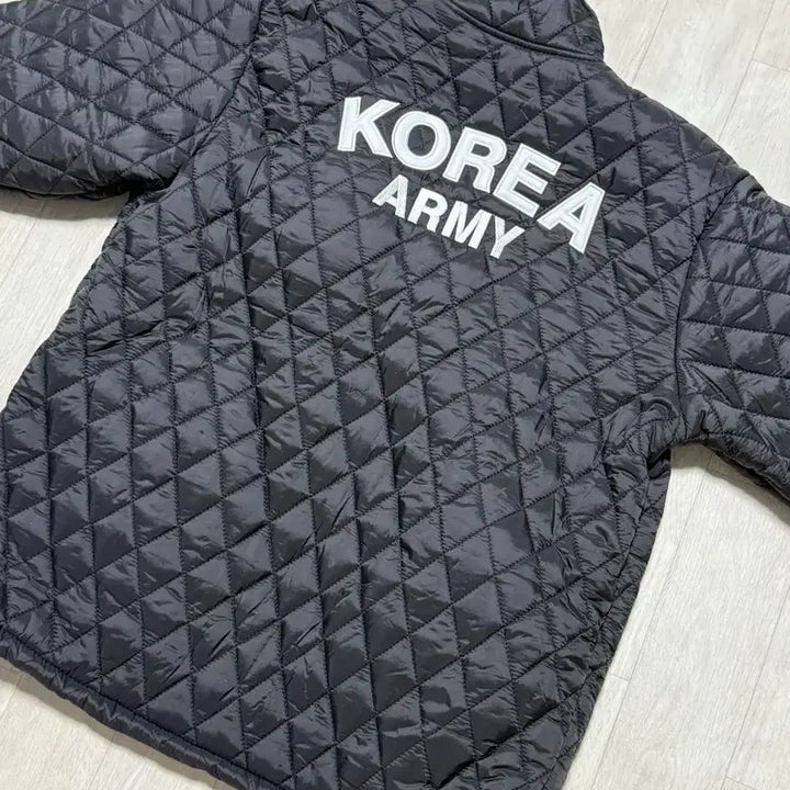 [SOLD OUT] 로카 roka 퀼팅 누빔 패딩 자켓 블랙 100
