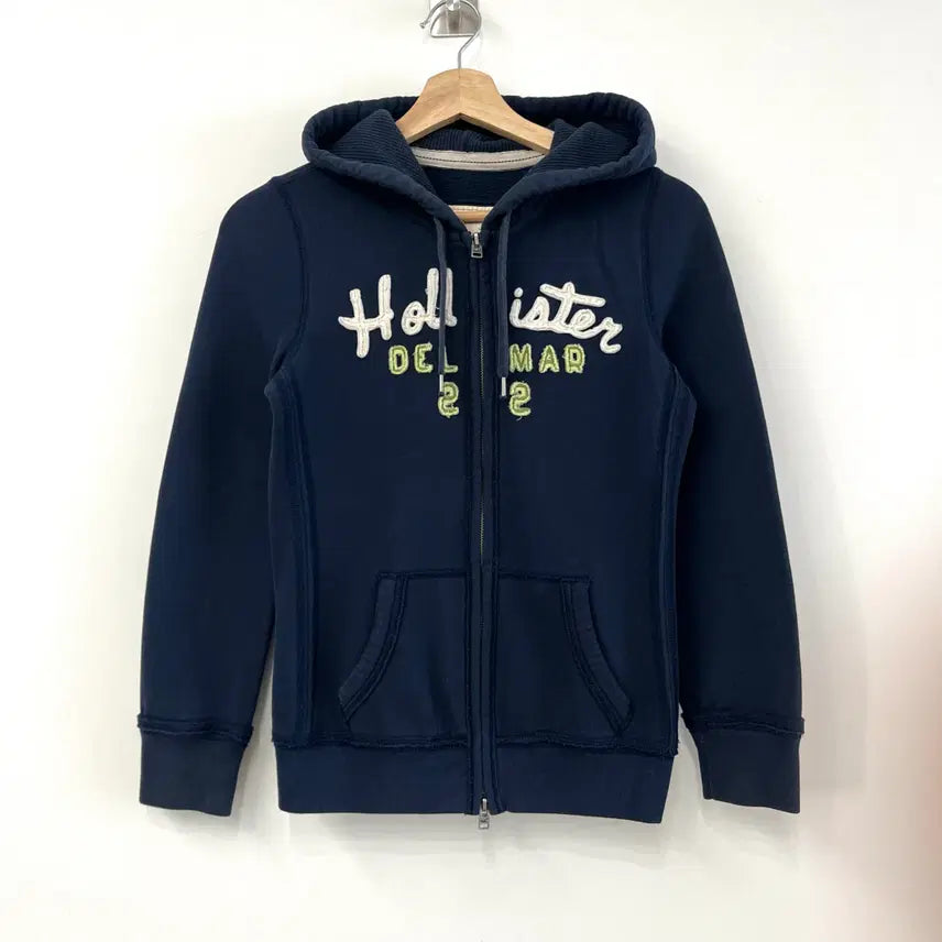 [SOLD OUT] 홀리스터 딱붙핏 자수로고 네이비 후드집업