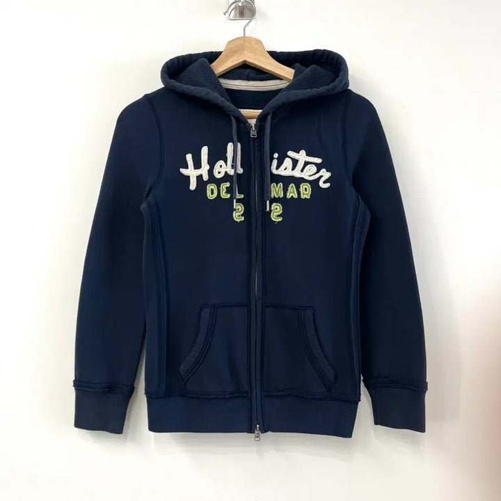 [SOLD OUT] 홀리스터 딱붙핏 자수로고 네이비 후드집업