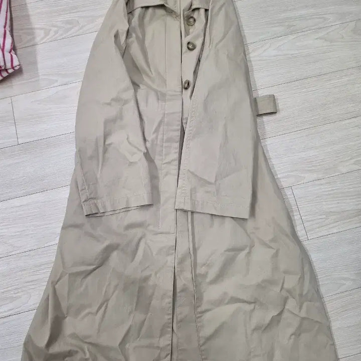 [BUNJANG] Matinkim Beige Long Trench Coat / 마뗑킴 베이지 롱 트렌치코트