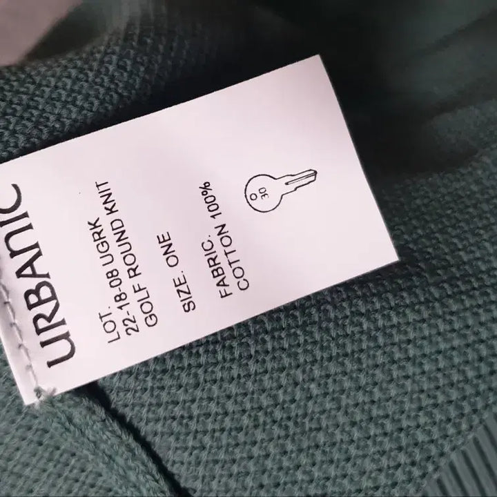 [BUNJANG] Urbanic30 Knit Sweater / 얼바닉30 니트 판매합니다