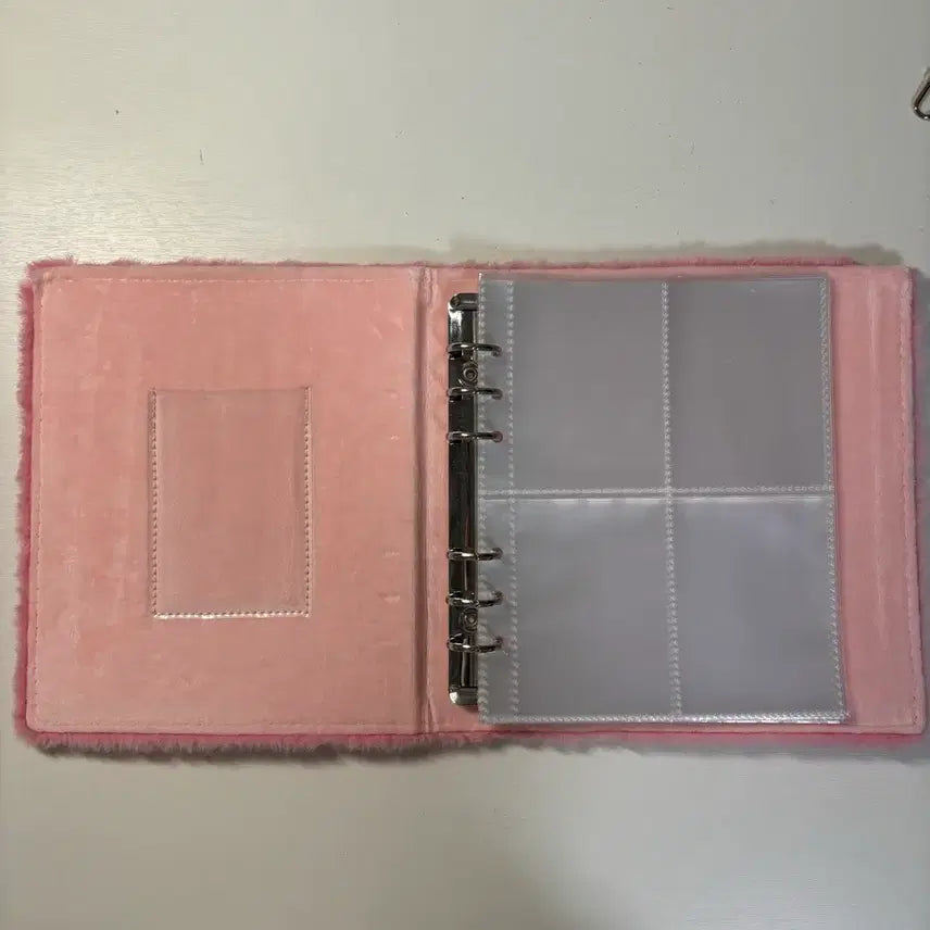 [BUNJANG] Pink Fur Binder / 털 바인더