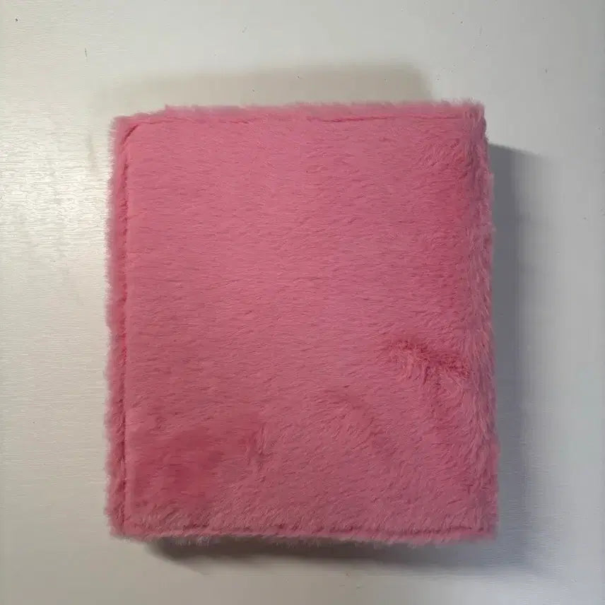 [BUNJANG] Pink Fur Binder / 털 바인더