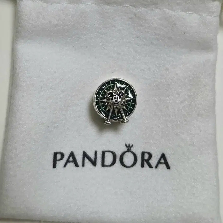 [BUNJANG] Pandora Disneyland Exclusive Ferris Wheel Charm Bracelet / 판도라 팔찌 참 디즈니랜드 한정 관람차