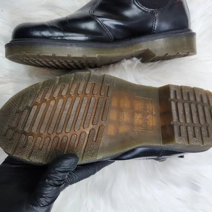 [BUNJANG] Dr. Martens Chelsea Boots 240-245 / 닥터마틴 블랙 첼시 부츠 240-245