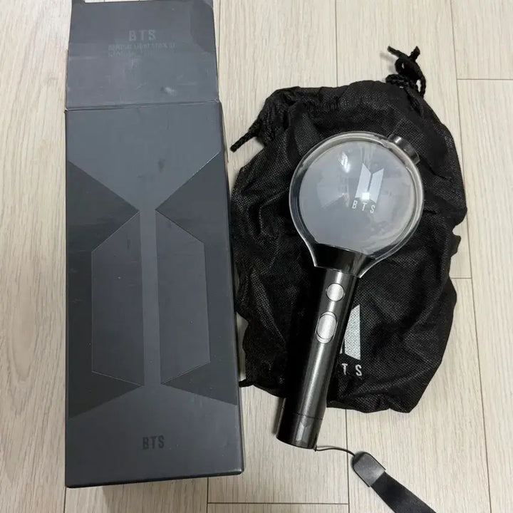 [SOLD OUT] 방탄 응원퐁 판매합니다