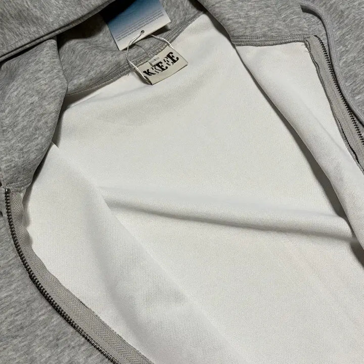 [BUNJANG] KKEEE Two-Way Hoodie Zip-Up Melange Gray / 새상품)KKEEE 투웨이 후드집업 멜란지 그레이