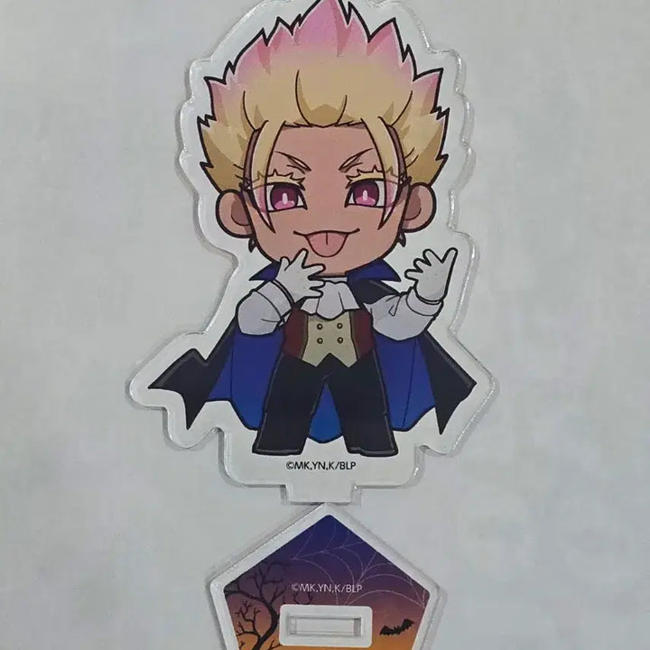 [BUNJANG] Blue Lock Seishiro Nagi Princess Cafe Acrylic Stand / 블루록 시도 류세이 공주카페 아크릴스탠드