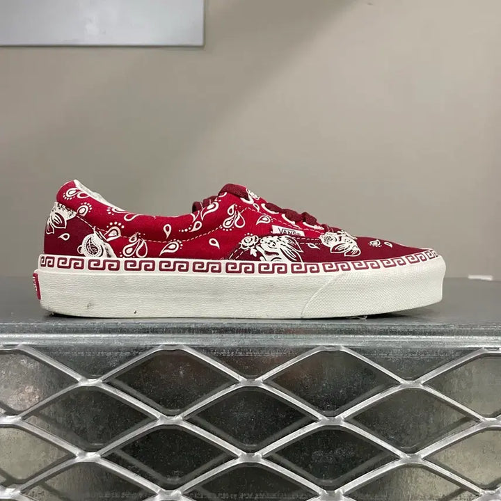 [BUNJANG] Vans Authentic Year of the Rabbit Red Sneakers / 반스 어센틱 토끼의 해 레드 230 (gr-4165)