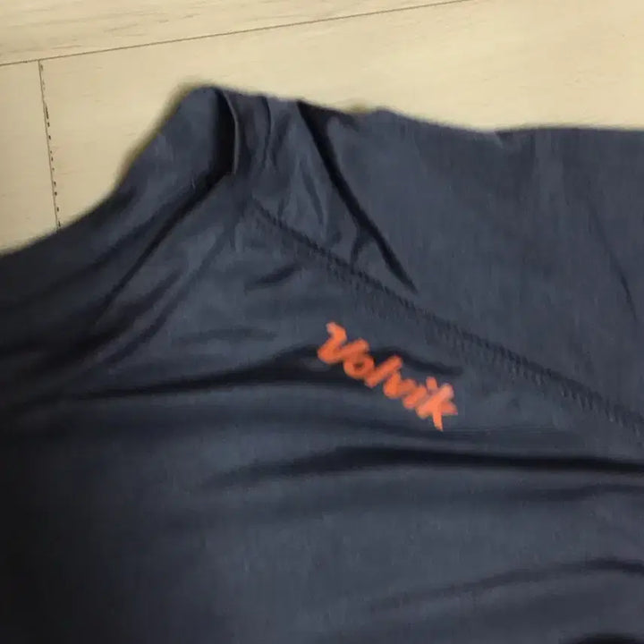 [BUNJANG] Woolvic Navy Functional Long Sleeve T-Shirt / 울빅 긴팔 기능성 티셔츠 네이비