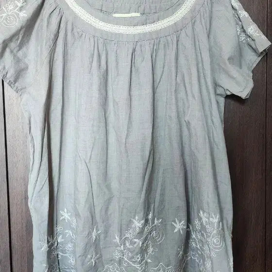 [BUNJANG] Vintage Bohemian Embroidered Short Sleeve Blouse / 일본 빈티지 모리걸 보헤미안 스타일 자수 반팔 블라우스