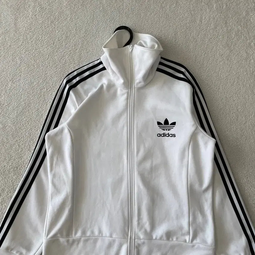 [BUNJANG] Adidas Europa Deluxe White Black Jersey / 100 아디다스 유로파 화이트 디럭스 흰검 져지