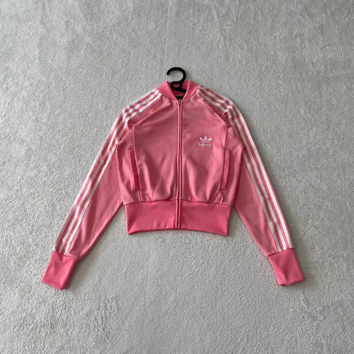 [BUNJANG] Adidas Supergirl Pink Jersey / 85 아디다스 슈퍼걸 핑크 져지 유로파 딸기우유
