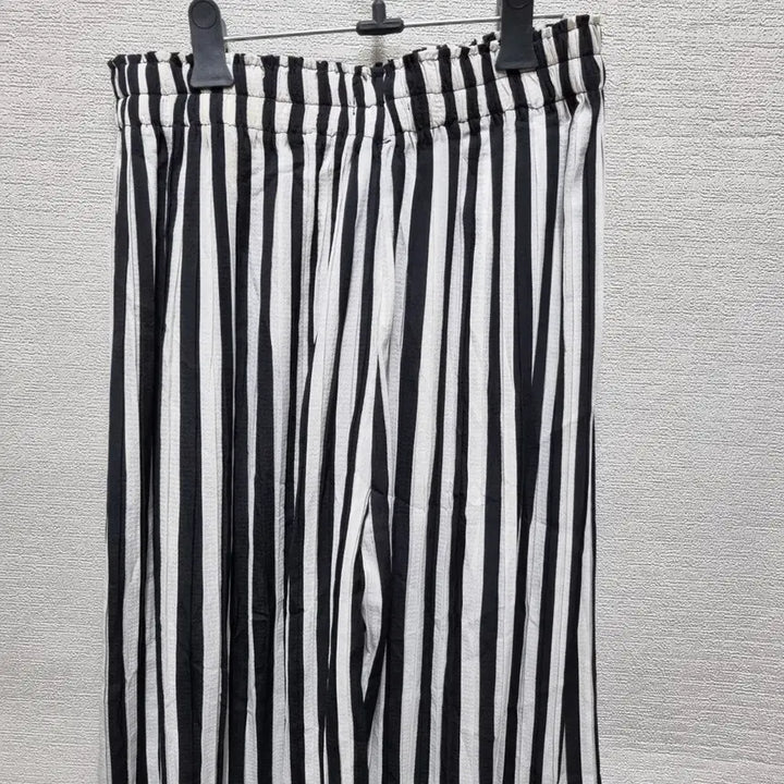 [BUNJANG] MA237 Striped Wide Pants / 마237 스트라이프 와이드 팬츠