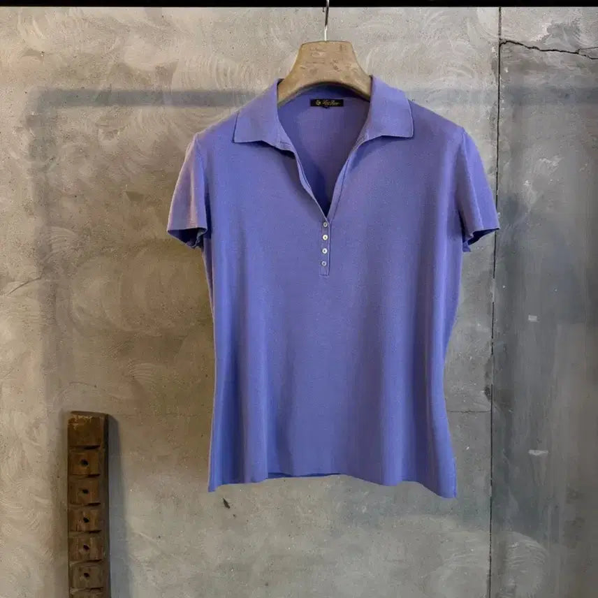 [BUNJANG] Loro Piana Open Collar Neck T-shirt Women&